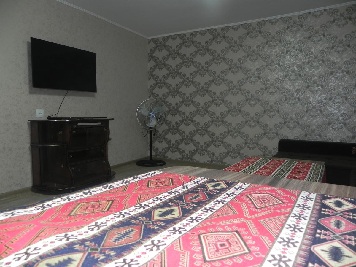 Old Yard Guest House Тбилиси Экстерьер фото
