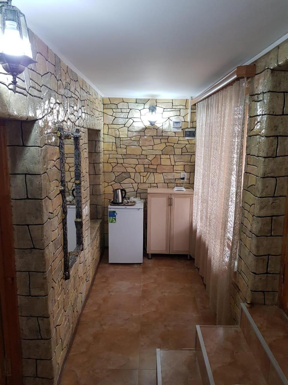 Old Yard Guest House Тбилиси Экстерьер фото